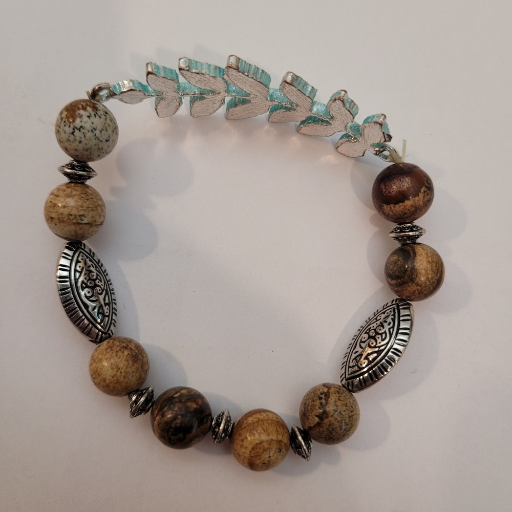 Vintage Beaded Bracelet Womens Picture Jasper Leaf Patina Silver Tone Stretch - Picture 5 of 5